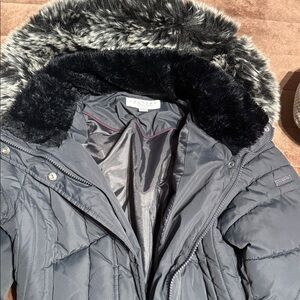 Puffer Jacket with Faux Fur Trim